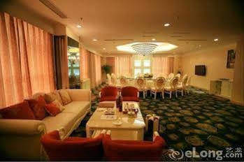 Jinan Mineral Hotel Hongjialou Extérieur photo